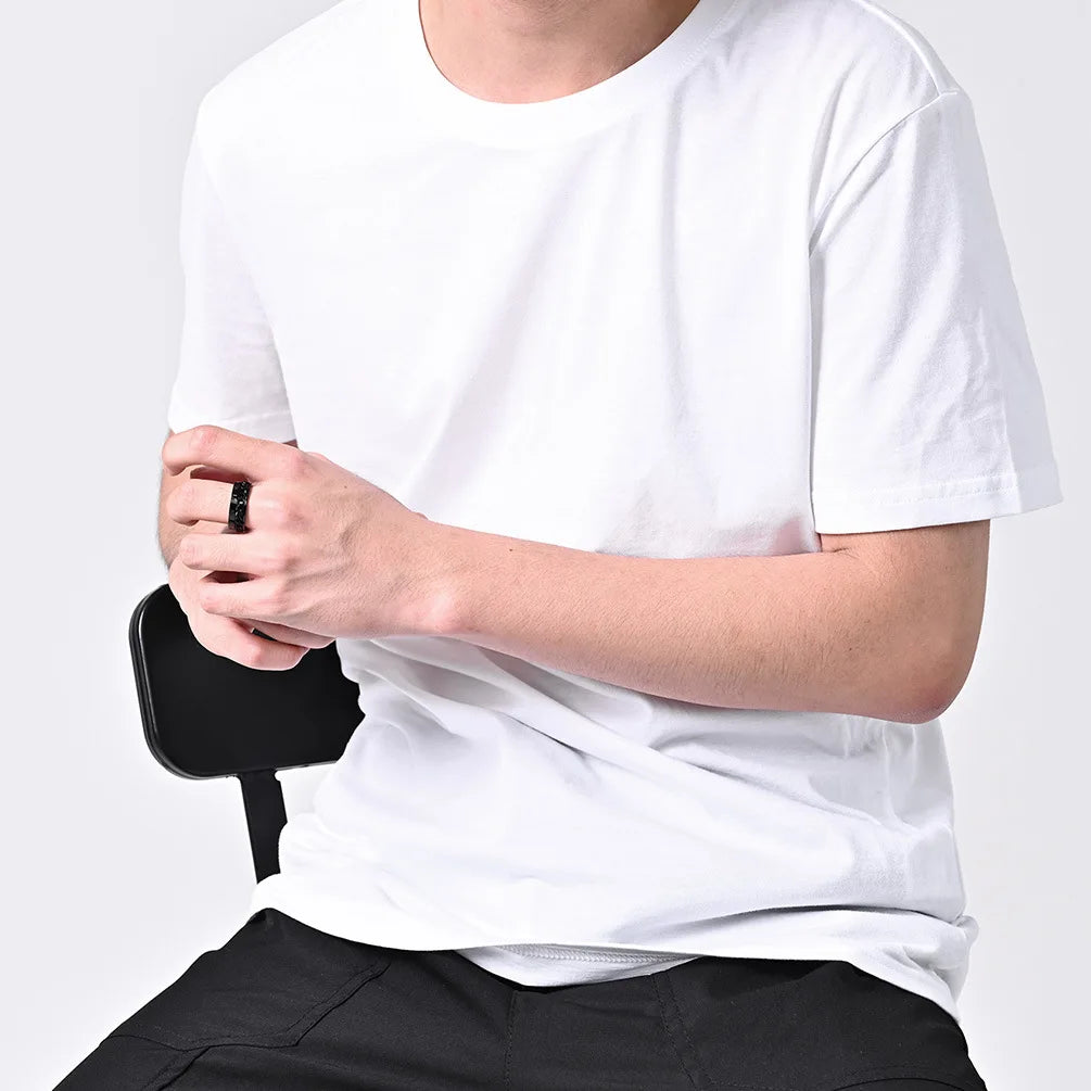 The Infinity Loop ring – endless calm